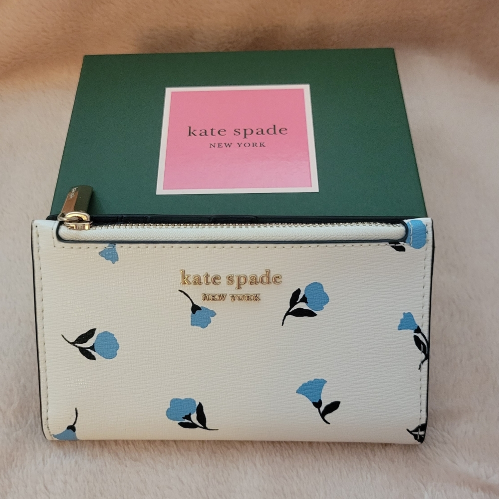 Kate Spade Dainty Bloom Bifold Wallet